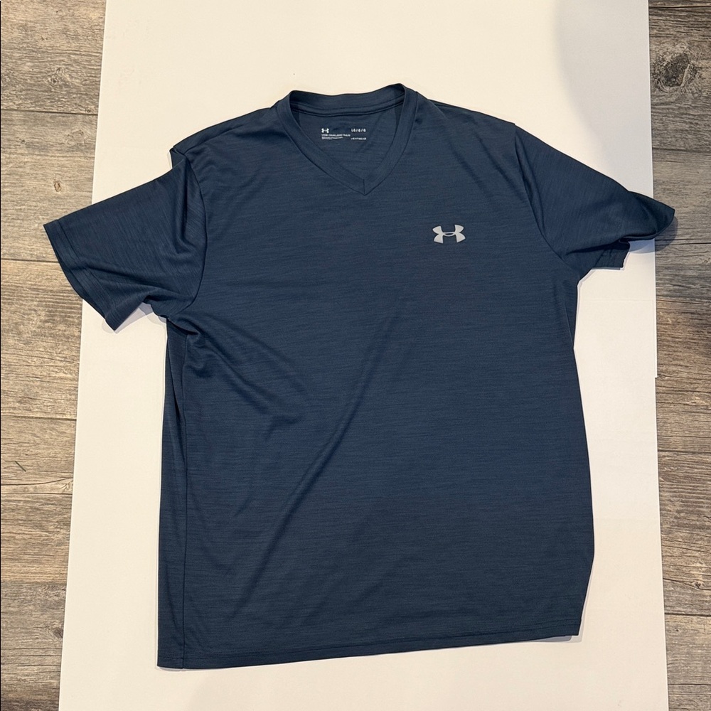 Under Armour Men's Dark Blue V-Neck Tee
